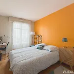 Charming 45M Two-Bedroom Apartment In Paris 15